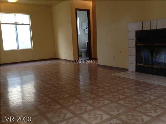 3rd image of 4203 Pasternak Dr