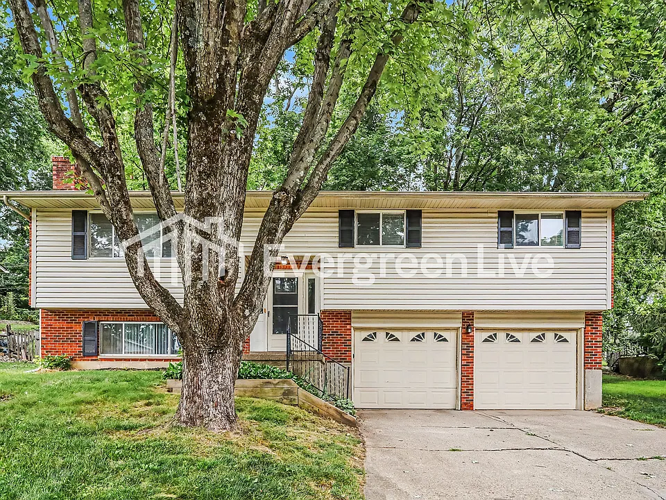 224 Mason Ave