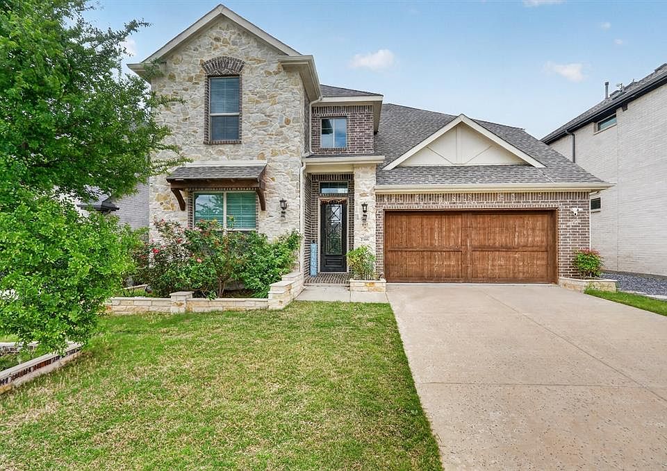 1st image of 2316 Pinehurst Dr
