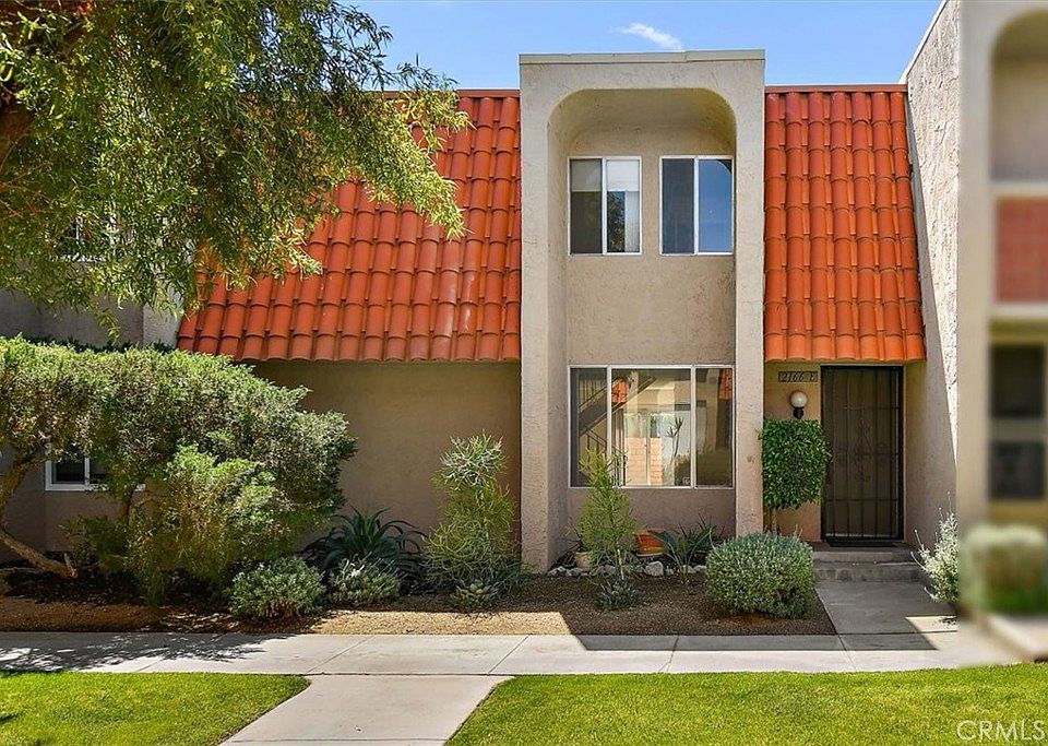 1st image of 2166 N Indian Canyon Dr Unit E