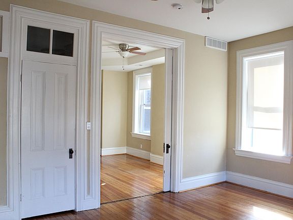 5th image of 2642 Cherokee St #A