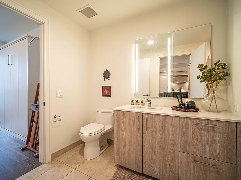 211 N Harbor Dr #1303 — Photo 13