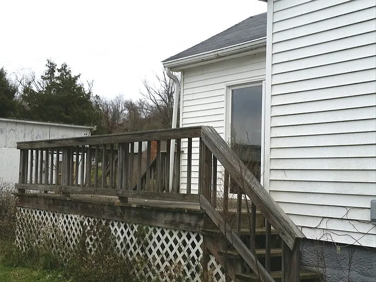 100 Dean St — Photo 2