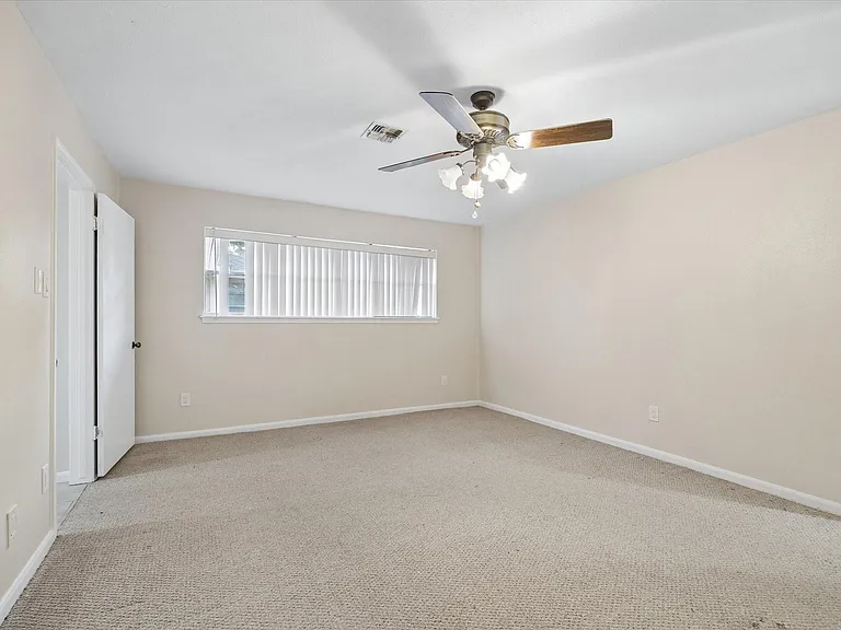 1307 Southern Hills Rd — Photo 17