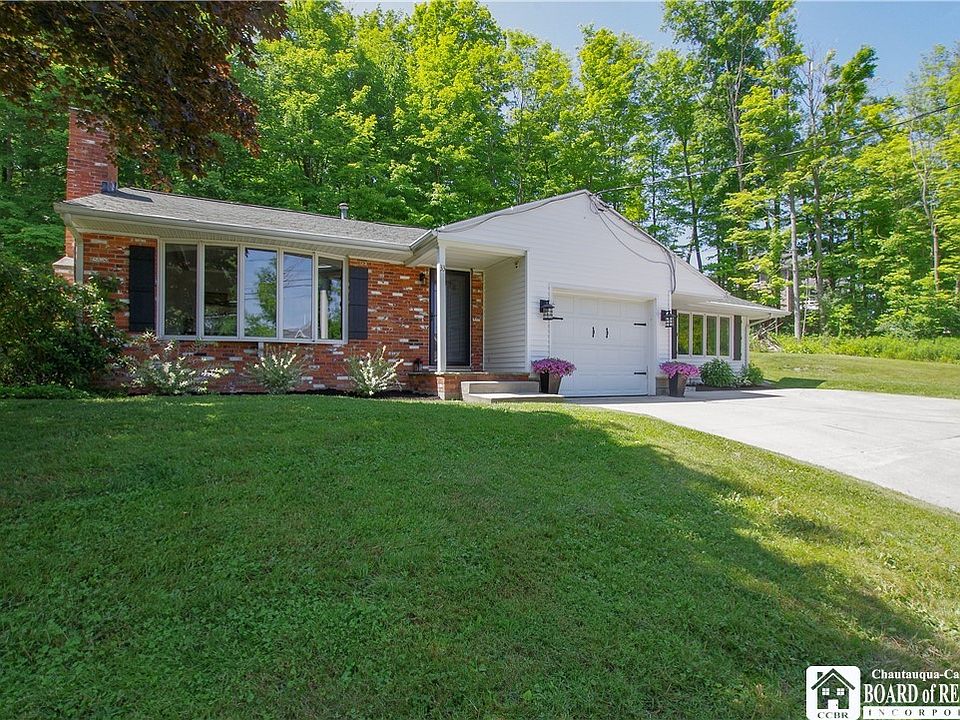 33 Grandview Ave, Lakewood, NY 14750 Zillow