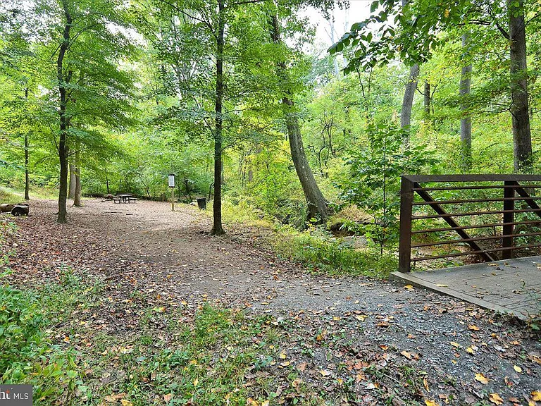 3201 Circle Hill Rd — Photo 31