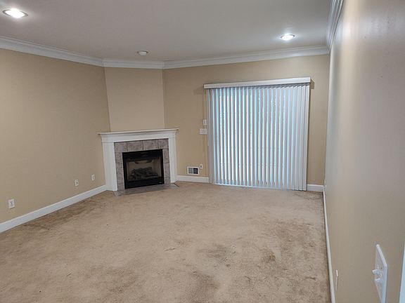 4th image of 7 Ellis Ave APT 4