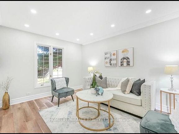 3rd image of 67 Livingstone St W