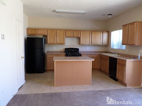 4th image of 10841 Pizzo Dr NW