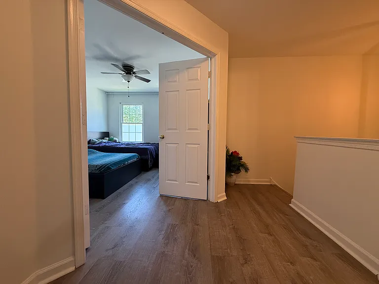 120 Village Dr — Photo 24