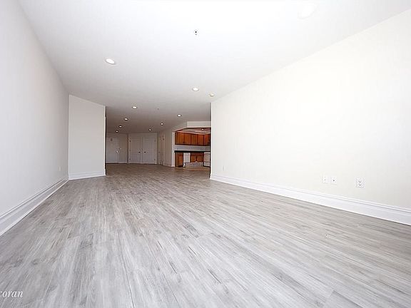 5th image of 1919 24th Ave #L602