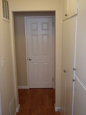 4th image of 1031 N Ogden Dr APT 9