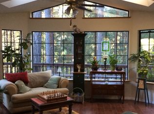 19679 Fall Creek Dr, Lakehead, CA 96051