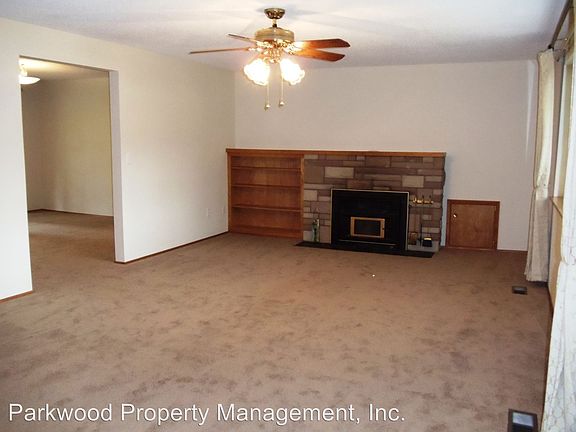 5th image of 8406 Forest Ave SW