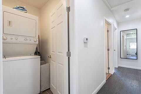 1st image of 209 E Hazel St