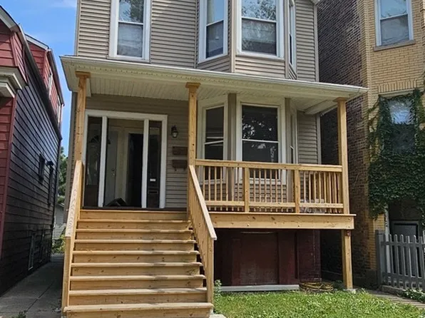 4027 N Troy St, Chicago, IL 60618