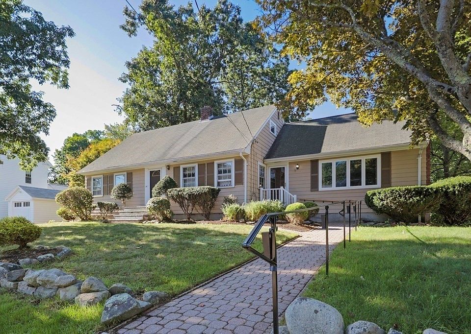 24 Canton St, North Easton, MA 02356 Zillow