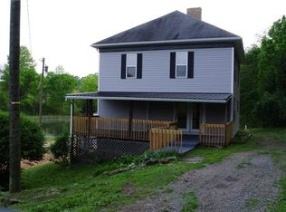 6878 Tedrow Rd SE, Uhrichsville, OH 44683