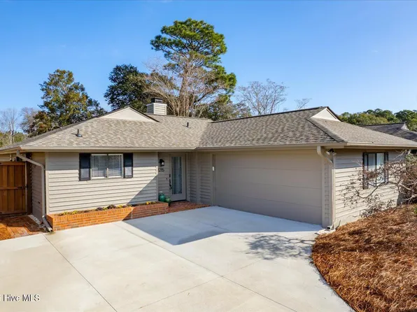 1215 Bayside Circle W, Wilmington, NC 28405