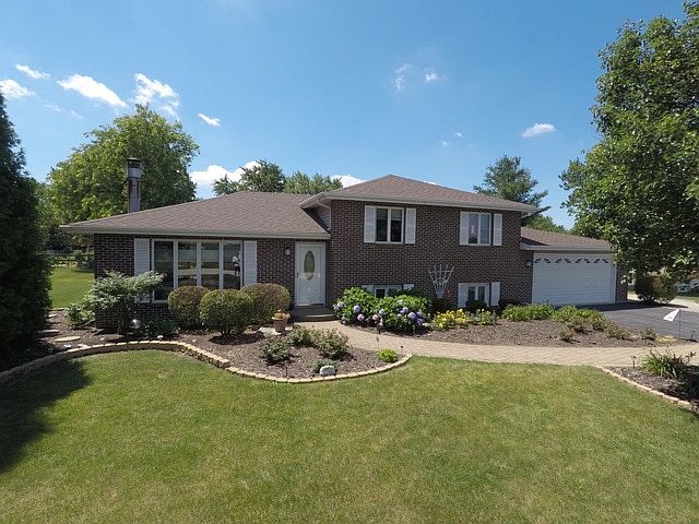 1st image of 1804 Illini Dr