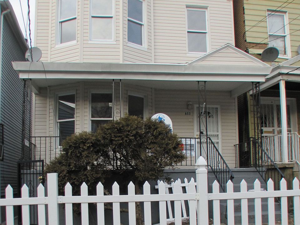 1st image of 653 E 229th St