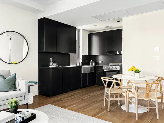 4th image of 144 N 8th St APT 3D