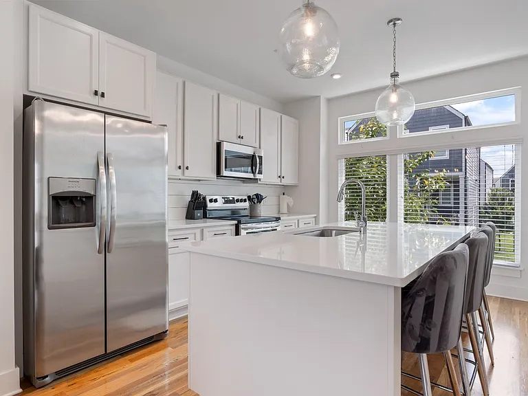 225 Sterling Point Cir — Photo 15