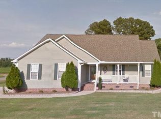 17 Magnolia Pl, Selma, NC 27576