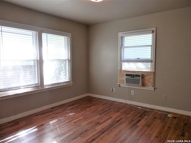 555 N Union Ave — Photo 17