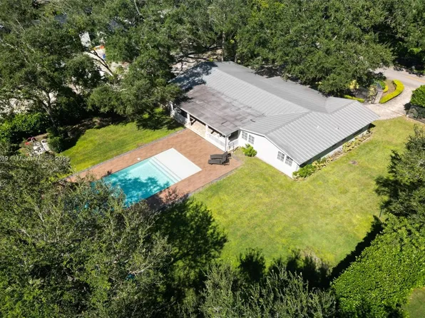 4920 SW 76th St, Miami, FL 33143