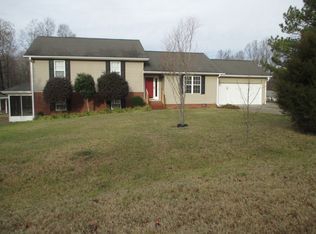 118 Earls Ln, Clemmons, NC 27012