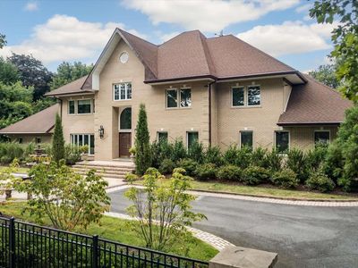 13 Tiana Place, Dix Hills, NY, 11746
