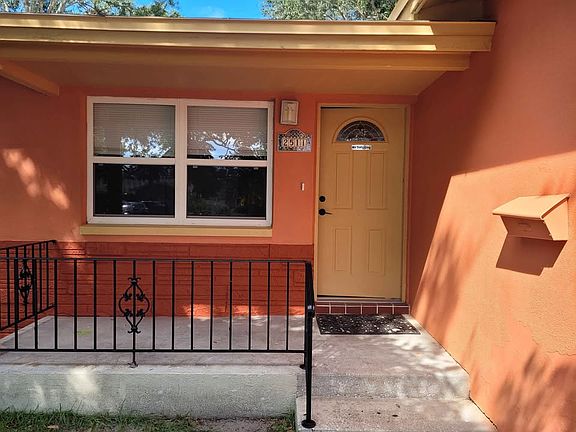 3rd image of 2511 35th Ave N