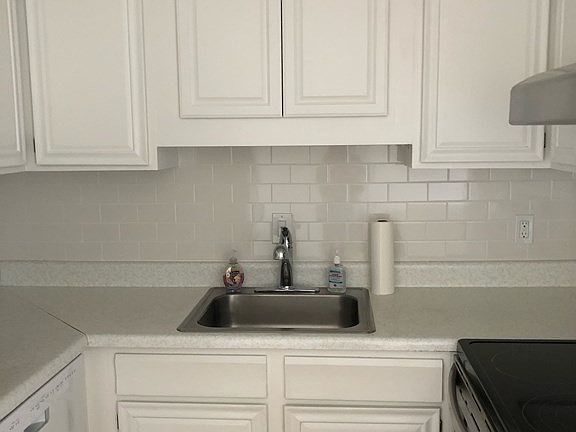 3rd image of 875 John Fitch Hwy APT 36
