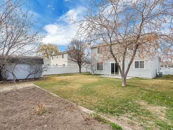 3rd image of 5482 N Scarsborough Way