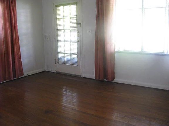 2nd image of 5529 Chandler St