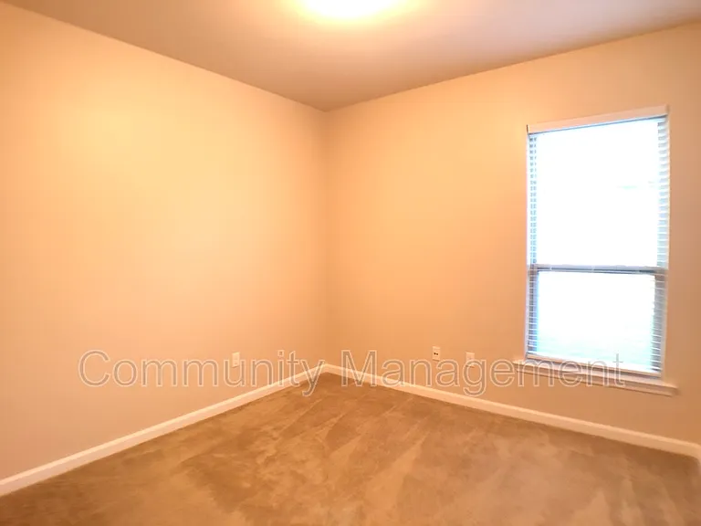 13838 Ponderosa Dr — Photo 11