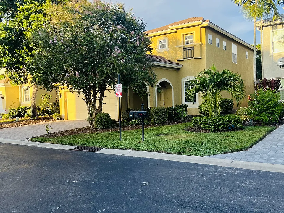 20617 E Silver Palm Dr