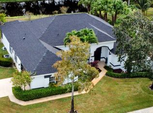 1847 Primrose Ln, Wellington, FL 33414