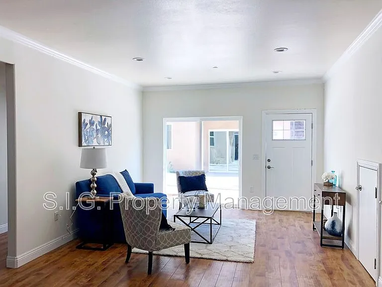 10215 Tujunga Canyon Blvd #106 — Photo 13