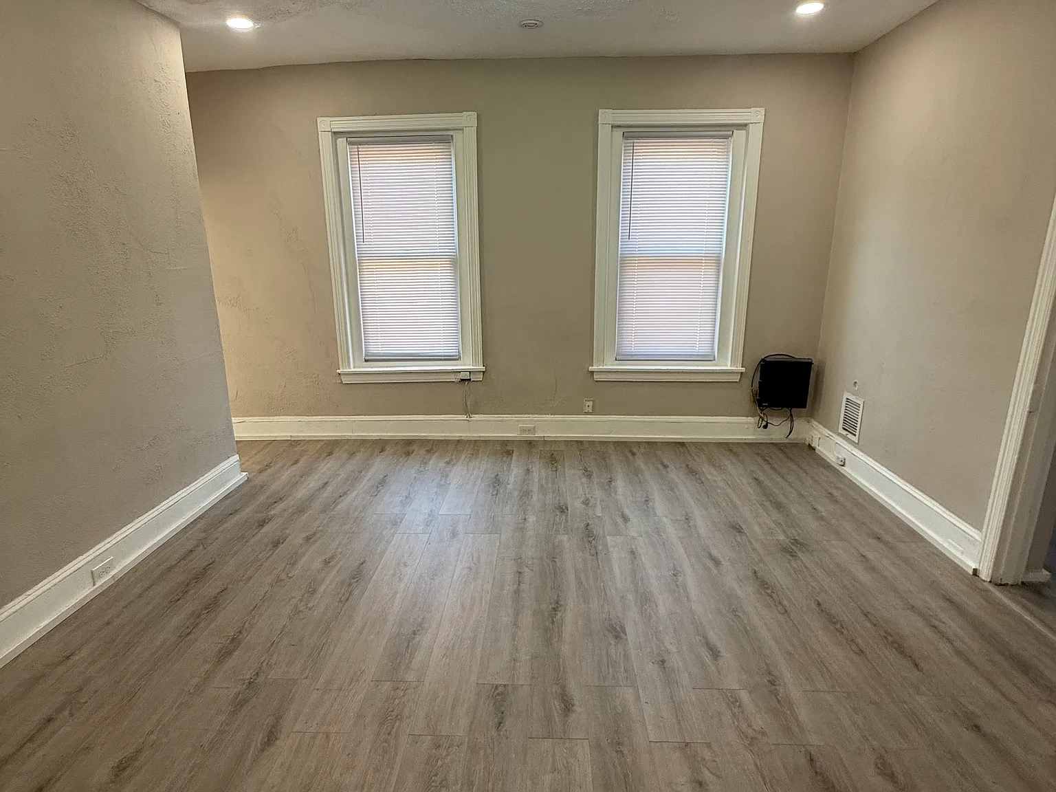 2 bed, $1,550 — Photo 4