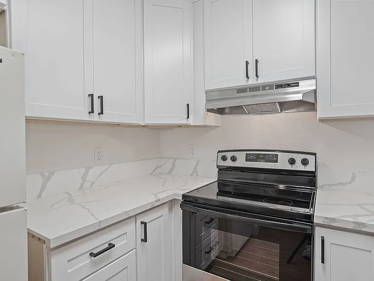 1019 Dornajo Way #114 — Photo 10