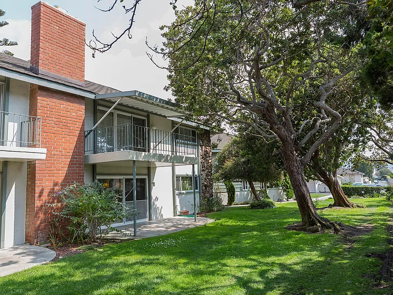 22825 Nadine Cir #B — Photo 23