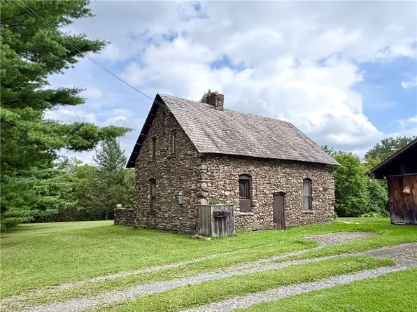 2992 Pearl St, Beaver Dams, NY 14812
