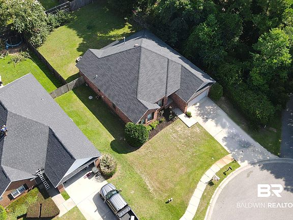 4th image of 9285 Huckleberry Dr