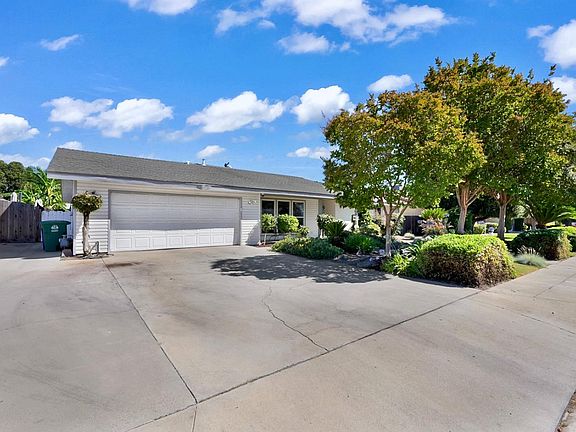 4th image of 317 Circle Dr