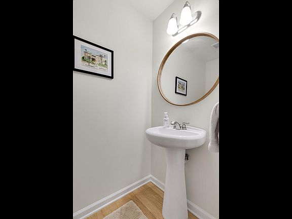 3rd image of 380 Grant Cir SE Unit 106