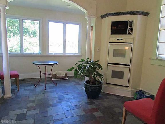 2nd image of 1224 Manchester Ave