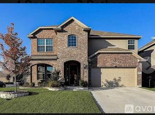 2401 Whispering Pines Dr, Fort Worth, TX 76177