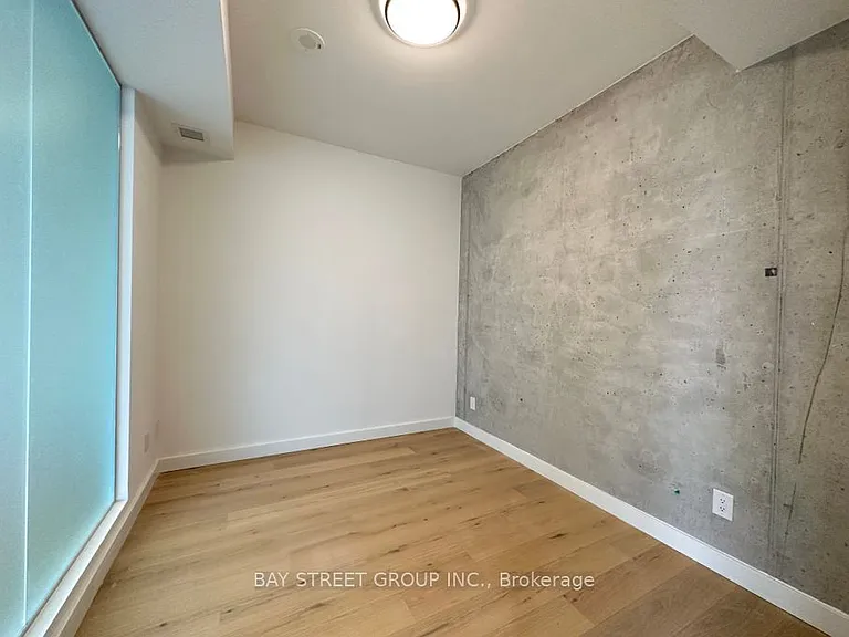 81 Wellesley St E #1408 — Photo 6
